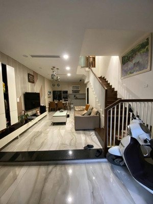 hiếm, đặng văn ngữ, 50m * 4 tầng, vỉa hè kinh doanh, 2 ô tô tránh, vào nhà, chỉ 17 tỷ