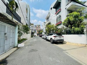 bán nhà hẻm 10m hoàng hoa thám, dt: 3.5 x 19m, xây 1 trệt 2 lầu, giảm còn 8 tỷ