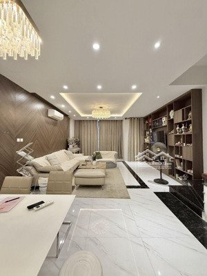 bán nhà mặt tiền nguyễn sơn - 5,5x19m - 5 tầng - cho thuê 50tr/tháng - giá chỉ 13,5 tỷ