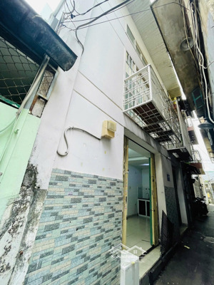 bán nhà 3 tầng 3pn 7x3,1m (21,2m2) lê quang định