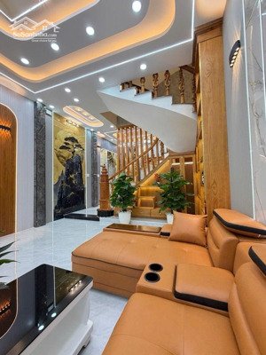 siêu phẩm mặt tiền nội bộ trần quang cơ - tặng full nội thất xịn sò