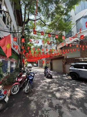 bán nhà phố ngọc khánh - ba đình 60m2 5 tầng gia chào nhỉnh 11 tỷ có thương lượng ngõ 3m sát phố