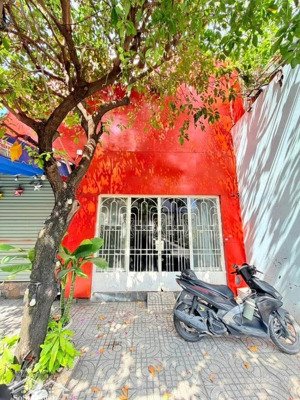 nhà bán 1 trệt 1 lầu mtkd hoàng xuân nhị, dt 4.5x20 giá 9 tỷ 1 tl