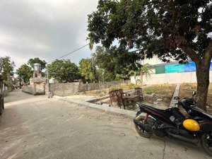 cần bán lô đất làn 2 quốc lộ 6 thành bình,hà nội