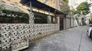 đất tặng nhà cấp 4 khu phan xích long p7 phú nhuận - 192m2 ngang 10m - lô góc klg - 23,9 tỷ tl