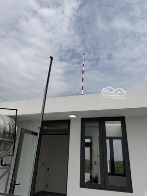 bán nhà kdc nhơn đức-vạn phát hưng. giá: 8,2tỷ vị trí và nhà cực đẹp thoáng mát. lh: 