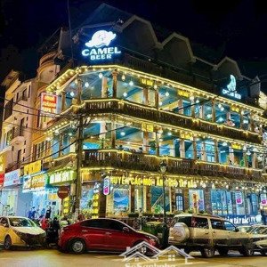 cho thuê nhà mặt phố giảng võ-ba đình,dt:600m2,mt:60m.cho thuê mọi mô hình kinh doanh