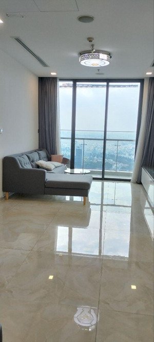 chủ nhà kẹt cần bán gấp căn hộ 3pn -110m2 sổ hồng giá chỉ 22,5 tỷ tại vinhomes golden river - bason