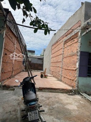 tôi chính chủ cần bán lô mặt tiền xuân thiều 8, hòa hiệp nam, liên chiểu