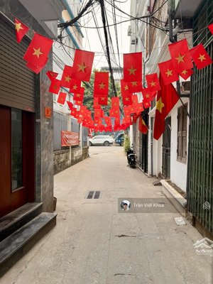 lô góc - ngõ to hơn phố khương đình - trước nhà ba gác - cạnh hồ - hiếm 66m | 4 tầng | hơn 10 tỷ