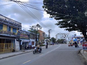 ngay trung tâm phố cổ hội an, mặt tiền đường hùng vương - 223m2 siêu hiếm