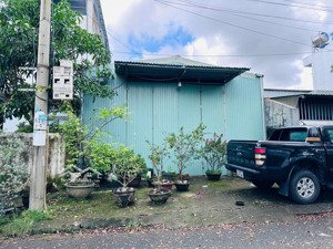 bán nhanh 150m2 (7,5*20) đường khánh an 10 kèm kho đang sử dụng giá chỉ nhỉnh 6 tỷ