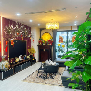 gia đình bán căn hộ 114m2 tầng trung đẹp, view hồ, full nội thất mới tại tòa a6 an bình city