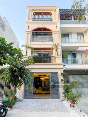 bán nhà phố đẹp hiện đại kdc phạm hữu lầu q7-5x18m+3 lầu +thang máy+full ntcc-giá : 18.9 tỷ ( tl )