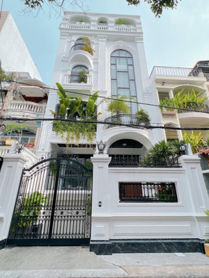 biệt thự sân vườn 4 tầng mới đẹp - dt: 6 x 32m (179m²) - đường thăng long p. 4 q. tb - giá: 31.9 tỷ