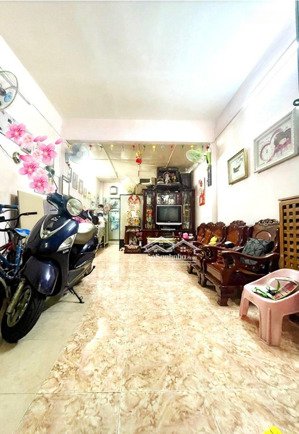 bán nhà cống quỳnh q1 - 3,6x12m - 2 tầng - tiện xây sửa - 2pn/2wc