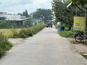 bán nhanh lô đất kdc đ10 tt bến lức 193m2, shr giá 3,2 tỷ 