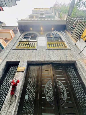 chính chủ bán căn nhà mặt phố tô vĩnh diện- dt. 65m2 . mt. 4,5m. 6 tầng. giá. 30 tỷ.