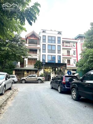 Bán nhà Hoàng Liệt, Hoàng Mai, Ô tô đỗ cửa, View hồ Linh Đàm, 43m2, 14.8 tỷ(CTL)