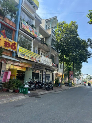 bán nhà mặt tiền võ thị sáu - trung tâm dĩ an - đường 12m, vỉa hè 5m, kinh doanh tốt!