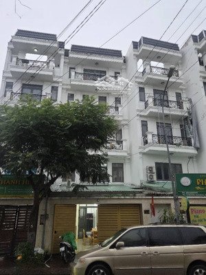 nhà quận 12 - khu phố cao cấp - 84m2 5 tầng - hxh trải nhựa - ở ngay - nhỉnh 9 tỷ