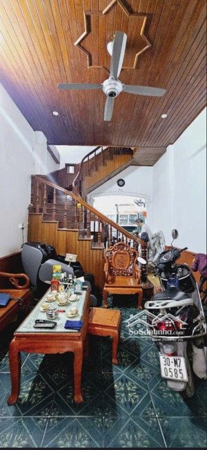 gia đình anh sơn cần bán nhà phố lý thường kiệt - hà đông 44m2- 5 tầng - 15,8 tỷ.