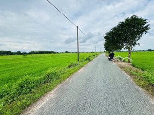 đất mt đường nhựa củ chi 2462m2 - ngang 82m qh đất ở - giá chỉ 8 tỷ x