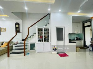 cho thuê nhà phố góc hai mặt tiền lakeview city giá 37tr/th đầy đủ nội thất. lh: 