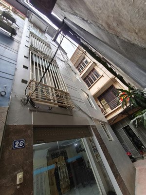 nhỉnh 12 tỷ - cần bán nhà phố vĩnh phúc - ba đình, 50m x 6t- mt:6.6m, nhà đẹp ở luôn, căn góc.