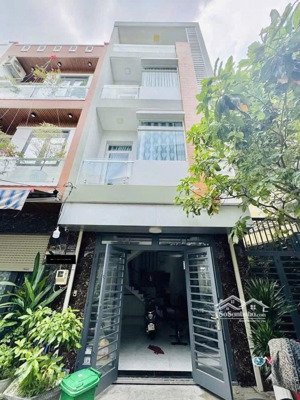 chỉ 4tỷ7 sở hữu nhà 82m2 đang cho thuê 30tr. đường oto lưu văn lang-bến thành-q1, gần chợ bến thành