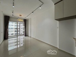 cho thuê căn hộ chung cư cao cấp the botanica (chủ đầu tư novaland) 2pn 2wc 75m2 gần sân bay tsn