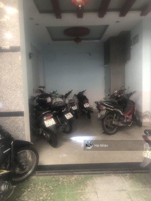 dãy trọ 3 tầng 16 phòng mặt tiền kẹp kiệt 40tr/tháng