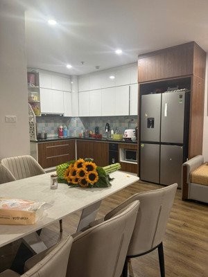 chính chủ bán nhanh căn hộ 3 ngủ thăng long capital full nội thất