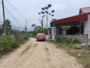 lô góc 2 mặt tiền-hàng bám suối cực hiếm tại yên lập, mt 20m bám đường bê tông, dân cư đông-giàu có