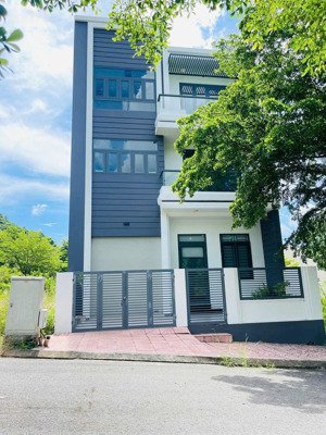 bán lô đất biệt thự đẹp kđt hoàng phú nha trang đường rộng 8m, ô tô tránh, sát biển chỉ từ 26tr/m2