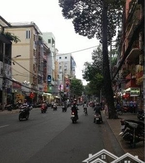 bán nhà mặt tiền đường nguyễn văn đậu ,vi trí đẹp gần đường hoàng hoa thám