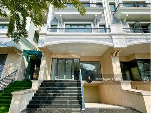 cho thuê tầng trệt 7x20m sàn trống, phù hợp làm văn phòng và kinh doanh - vạn phúc city