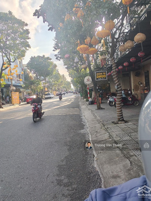 bán toà nhà biển mỹ khê đà nẵng, ngay trung tâm du lịch đông đúc. 140m2, 5 tầng, giá đầu tư