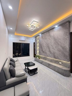 tập thể kim liên - đống đa, lô góc 3 thoáng - 3pn, 2vs dt sử dụng 120m2, giá 4,75 tỷ
