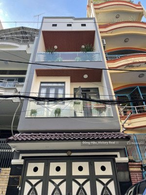 bán nhà mới 958/ lạc long quân - dt 35m2 - 1 trệt 2 lầu - giá 5.7 tỷ tl