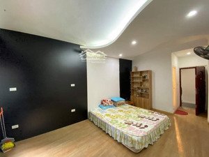 bán gấp nhà kim giang gần kđt the manor 30m2 5 tầng 4,9 tỷ