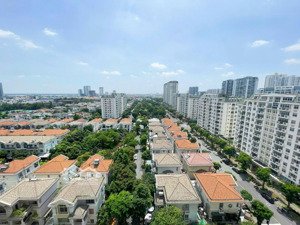 cho thuê căn hộ the peak m8 midtown. diện tích: 81,36m2, 2pn, lầu cao. giá thuê: 30tr/tháng