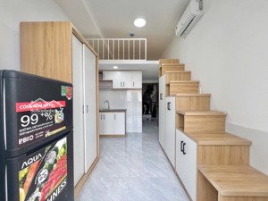 đi bộ qua chợ gò vấp, iuh, bancol riêng, full nt mới 100%, có thang máy