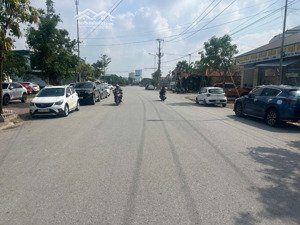 cần ra lô góc kinh doanh tại quán bàu ,tp vinh