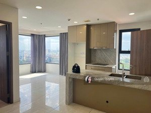 kingdom 101 quận 10 cho thuê 2pn 2wc - 17 triệu 71m2 ntcb căn góc view thoáng