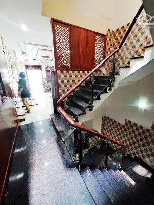 hiếm có : rẻ nhất khu vực bình hưng hòa kế aeon tân phú ,112m2 4tần dtsd 300m2 hẻm xe tải tránh