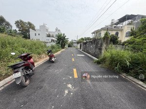 bán đất mặt tiền hẻm 211 vườn lài an phú đông gần cầu sắt 5mx19m