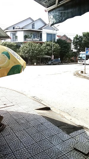 cho thuê mặt bằng bên hông buôn bán sập trái cây rau củ quả