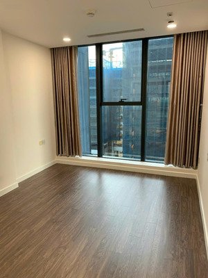 bán gấp cc sunshine sky city, 5,7 tỷ, 73m2, 2pn, 2vs, p tân mỹ, q7, hcm, bao đẹp giá tốt