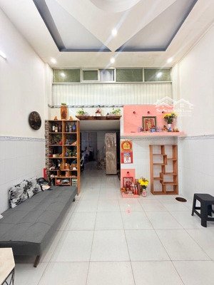 cần bán gấp nhà 3 tầng hẻm ôtô thông gần 4 xã - chỉ nhỉnh 4 tỷ